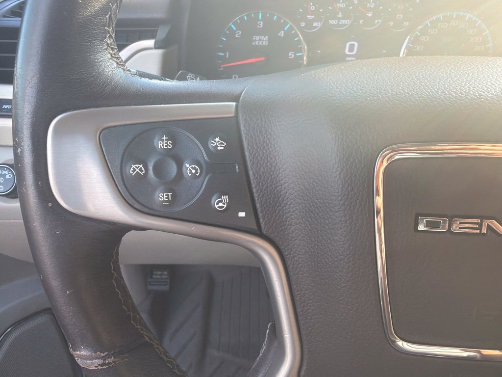 Used 2018 GMC Yukon Denali w/ Denali Ultimate Package RWD image 18
