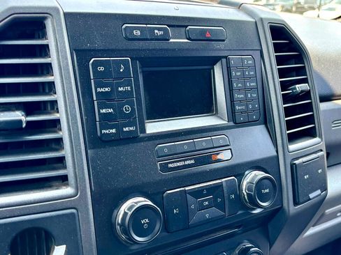 Used 2017 Ford F550 2WD SuperCab Super Duty image 19