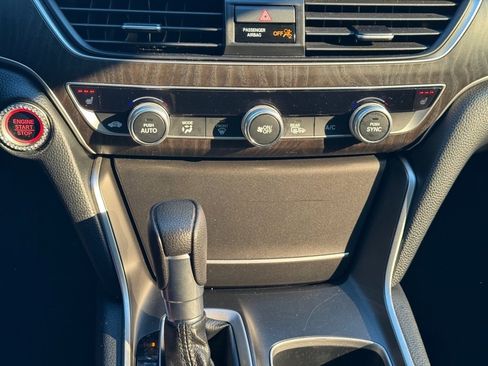 Used 2020 Honda Accord EX image 20