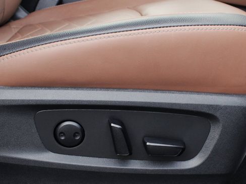 Certified 2023 Nissan Pathfinder Platinum image 27