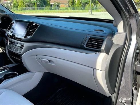 Used 2023 Honda Ridgeline RTL image 25