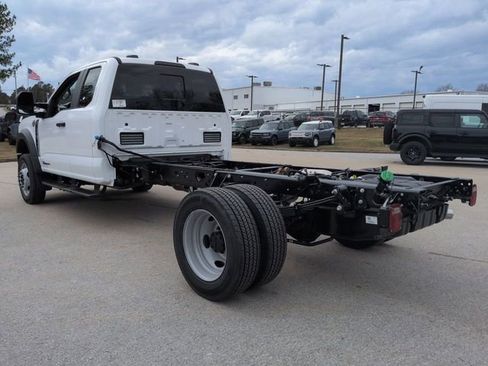 New 2026 Ford F550 4x4 Supercab Super Duty image 6
