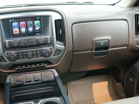 Used 2016 Chevrolet Silverado 1500 LTZ Z71 w/ LTZ Plus Package AWD/4WD image 24