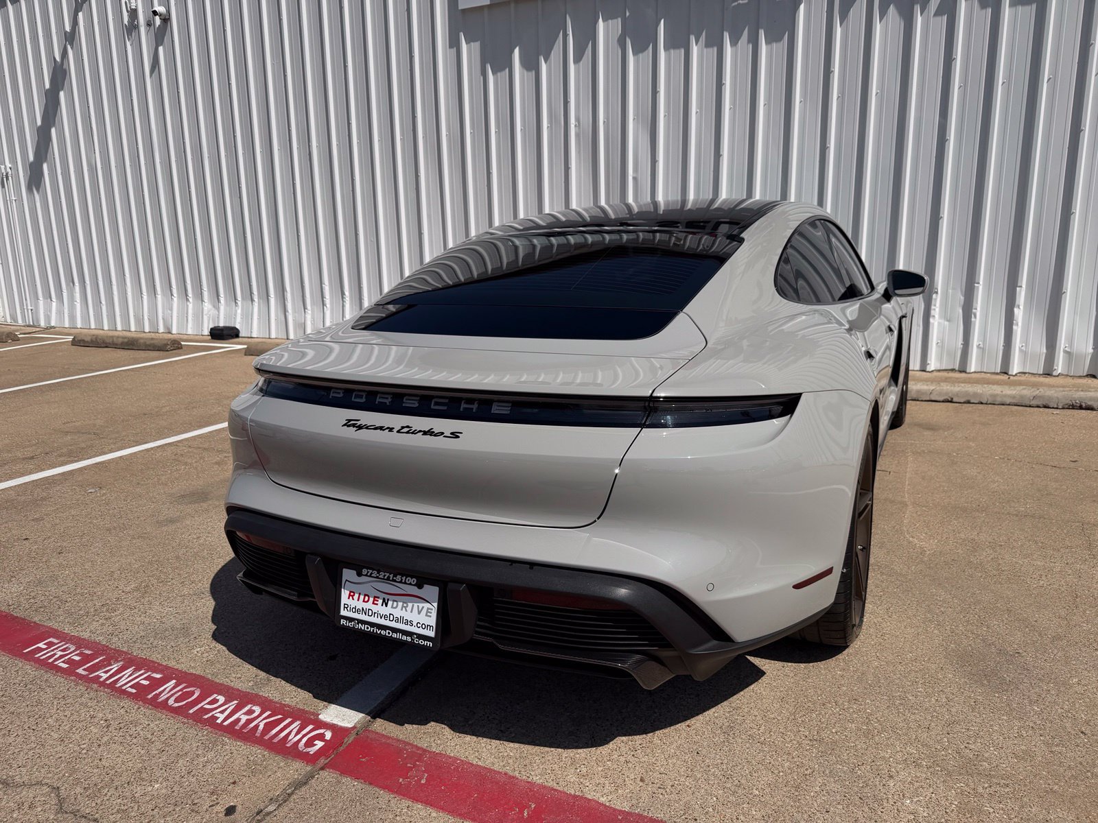 Used 2021 Porsche Taycan Turbo AWD/4WD image 6