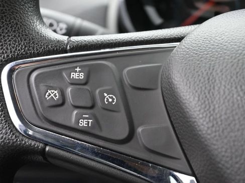 Used 2018 Chevrolet Cruze LT w/ Convenience Package FWD image 30