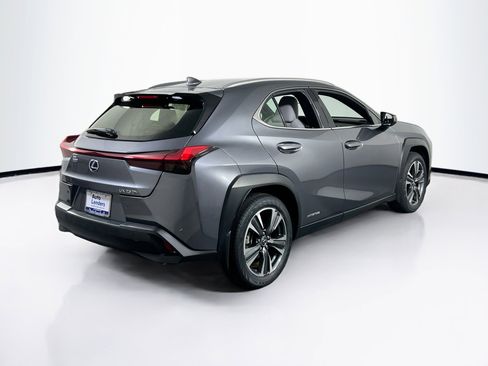 Used 2021 Lexus UX 250h w/ Premium Package image 5