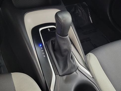 Used 2024 Toyota Corolla LE FWD image 30