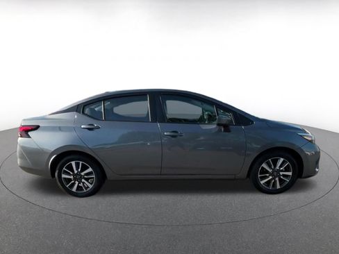 Used 2025 Nissan Versa SV FWD image 13