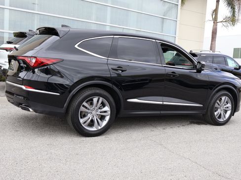 Used 2022 Acura MDX SH-AWD image 10