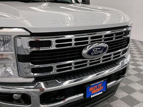 Used 2023 Ford F250 XLT image 29