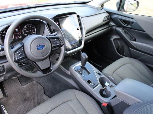 Used 2024 Subaru Crosstrek 2.0i Premium w/ Popular Package #4 image 2