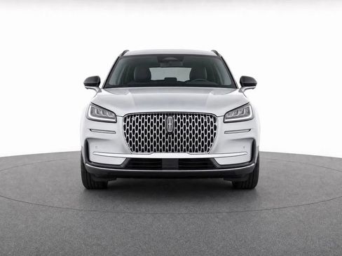 Used 2023 Lincoln Corsair AWD image 6