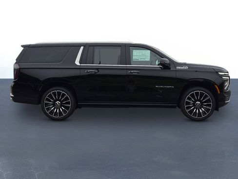 New 2026 Chevrolet Suburban High Country AWD/4WD image 4