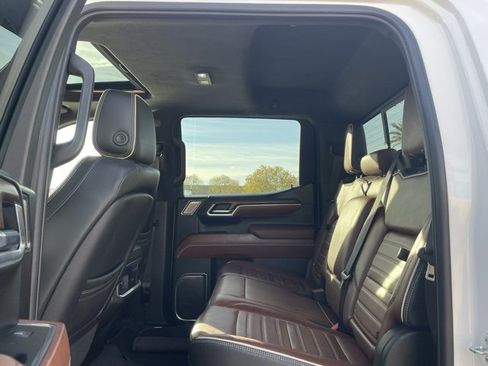 Used 2022 GMC Sierra 1500 Denali Ultimate image 11