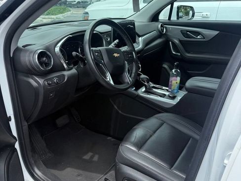 Used 2023 Chevrolet Blazer LT FWD image 4