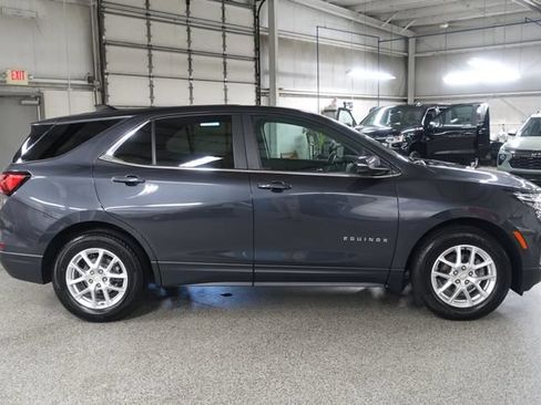 Used 2022 Chevrolet Equinox LT FWD image 8