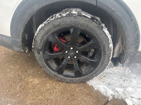 Used 2021 Ford Explorer ST w/ Equipment Group 401A image 7