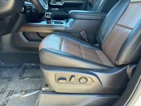 Certified 2024 Chevrolet Silverado 1500 High Country w/ Technology Package AWD/4WD image 5
