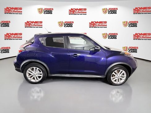 Used 2016 Nissan Juke SV AWD/4WD image 16