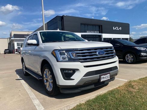 Used 2021 Ford Expedition XLT RWD image 3