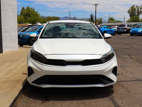 Used 2022 Kia Forte LXS FWD image 16