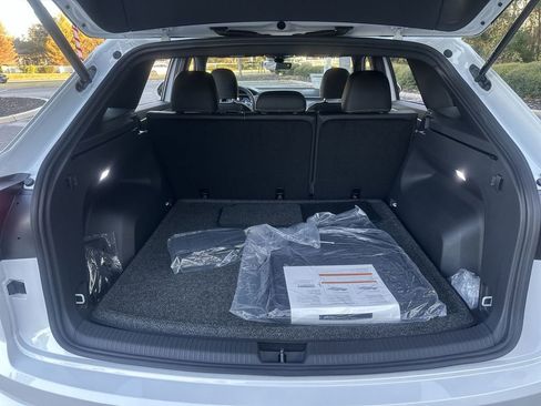 New 2026 Volkswagen Atlas Cross Sport SE image 24