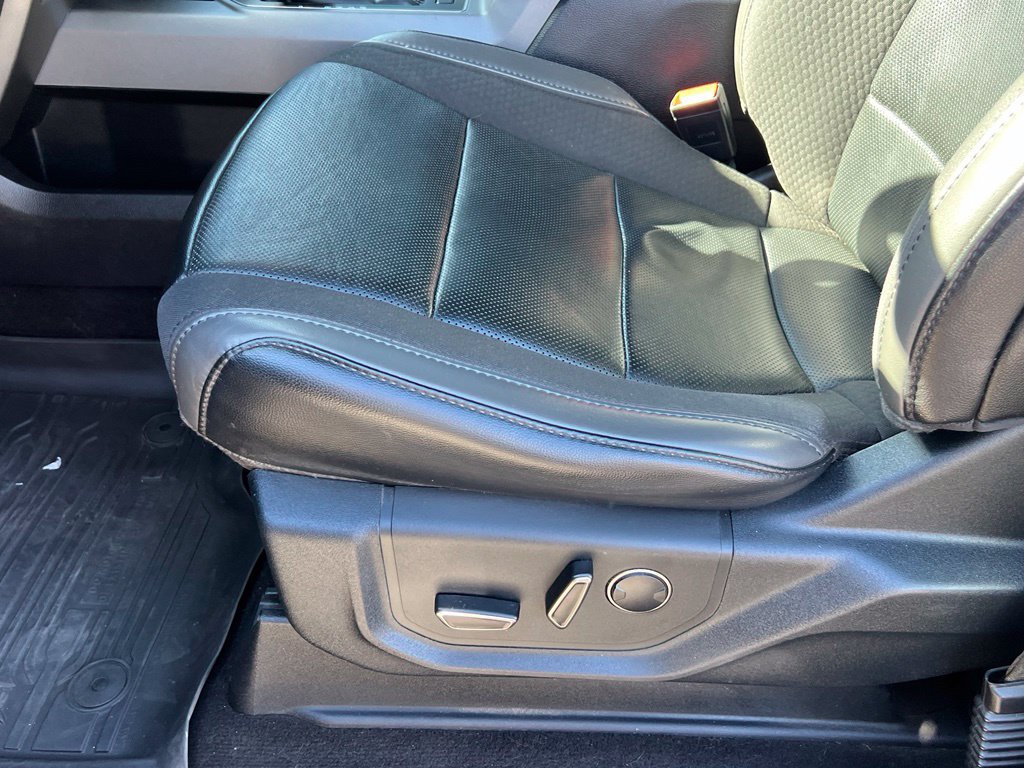 Used 2019 Ford F150 Raptor w/ Equipment Group 802A Luxury AWD/4WD image 26