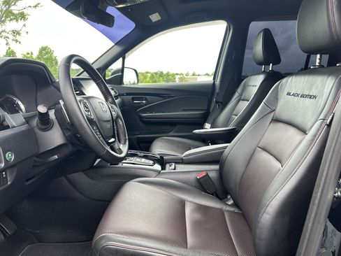 Certified 2023 Honda Ridgeline Black Edition image 24