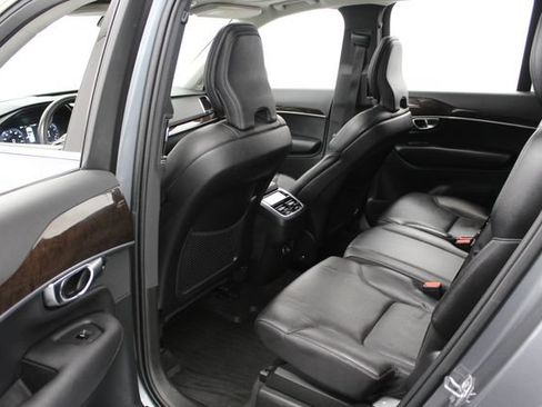 Used 2019 Volvo XC90 T6 Momentum w/ Advanced Package AWD/4WD image 15