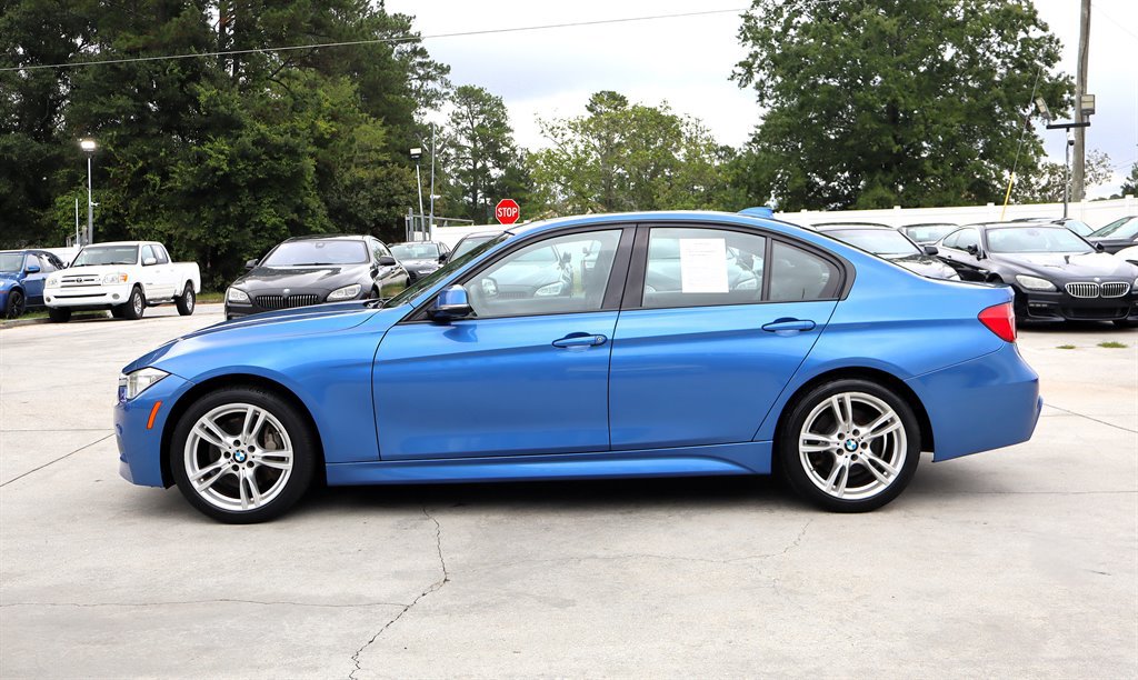 Used 2015 BMW 328i xDrive Sedan AWD/4WD image 4