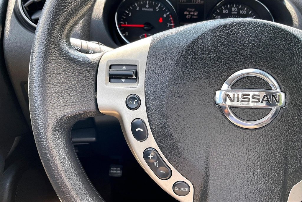 Used 2013 Nissan Rogue SV w/ Premium Pkg AWD/4WD image 23