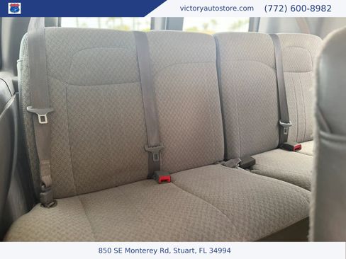 Used 2018 Chevrolet Express 3500 LT w/ LT Preferred Equipment Group RWD image 36