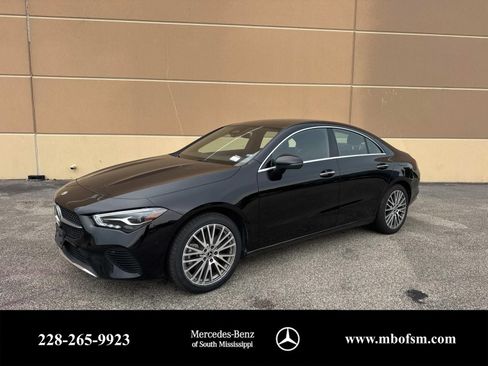 Used 2025 Mercedes-Benz CLA 250 image 1