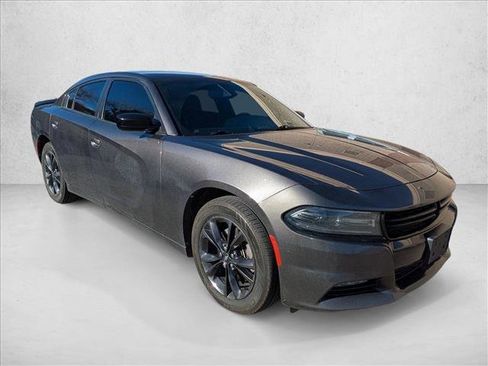 Used 2020 Dodge Charger SXT w/ Plus Group image 3