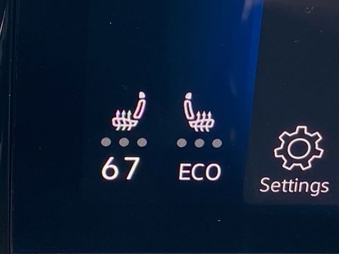 Certified 2024 Volkswagen ID.4 2WD image 13