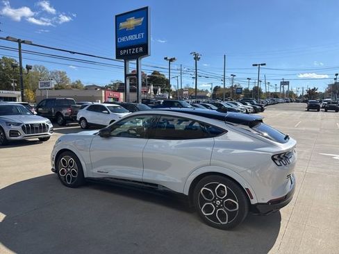 Used 2023 Ford Mustang Mach-E GT image 9