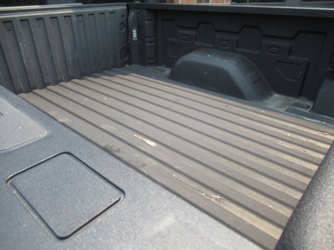 Used 2025 GMC Sierra 1500 Elevation w/ Preferred Package AWD/4WD image 10