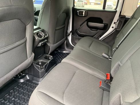 Used 2021 Jeep Wrangler Unlimited Sport S image 14