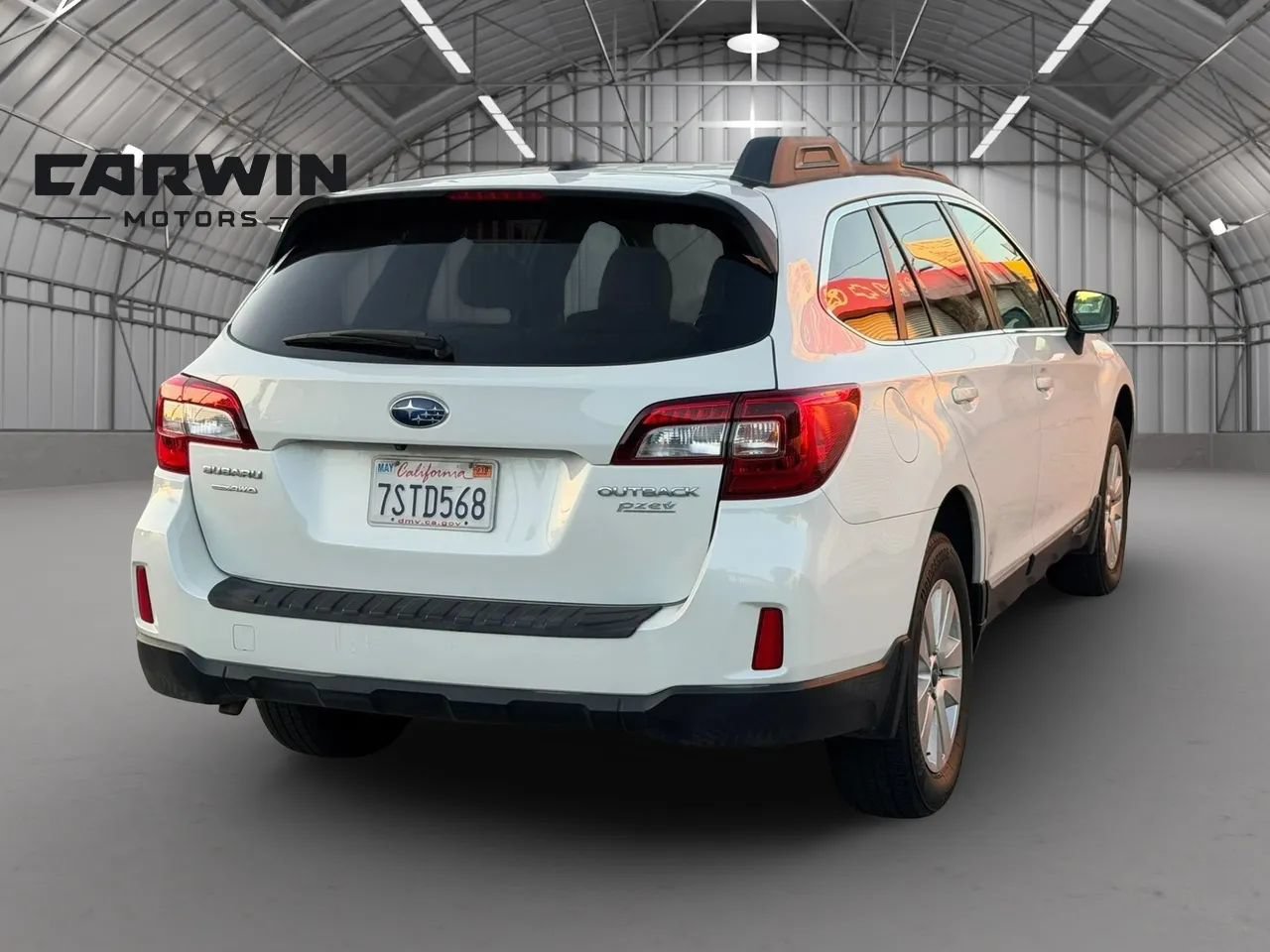 Used 2016 Subaru Outback 2.5i Premium AWD/4WD image 8