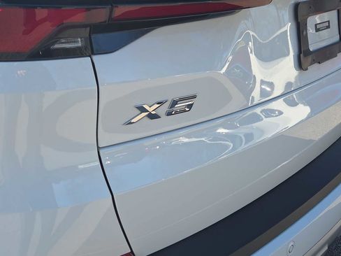 Used 2024 BMW X5 xDrive40i w/ Premium Package image 4