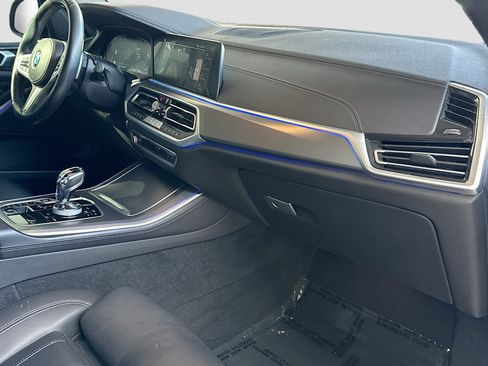 Certified 2022 BMW X5 sDrive40i w/ M Sport Package image 30