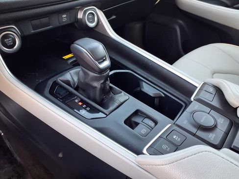 Used 2024 Toyota Grand Highlander AWD image 20