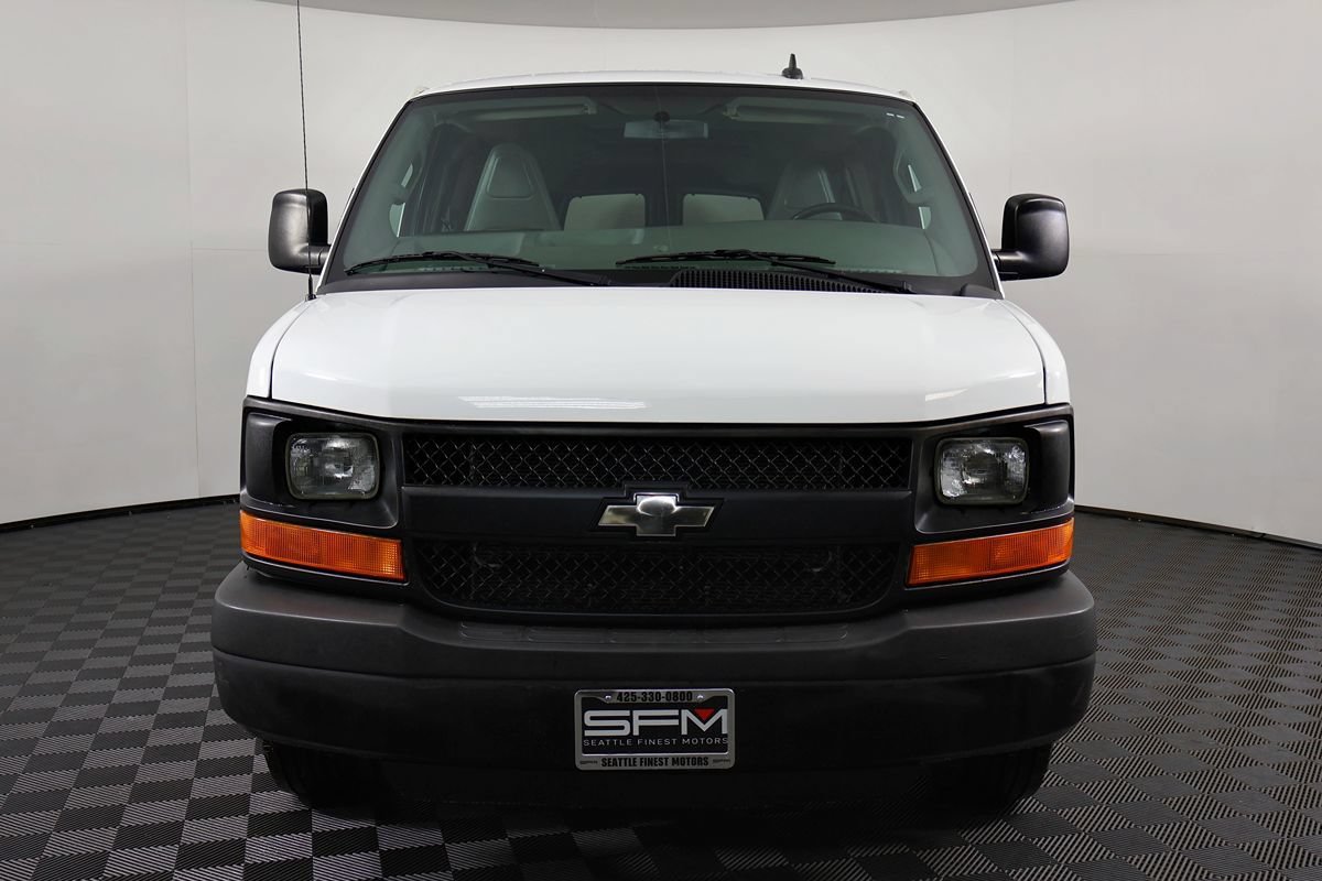 Used 2016 Chevrolet Express 3500 LS RWD image 4
