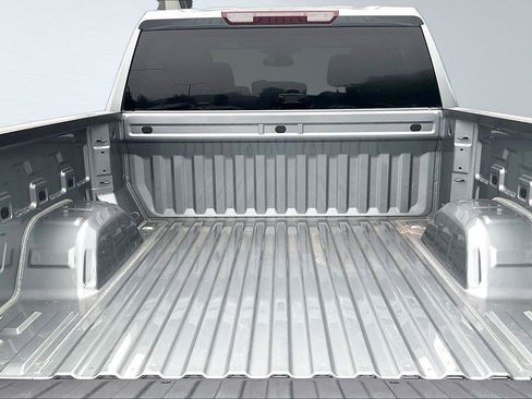 Used 2025 GMC Sierra 1500 Elevation AWD/4WD image 18