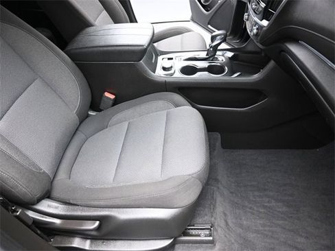 Used 2023 Chevrolet Traverse LT w/ Midnight/Sport Edition image 29