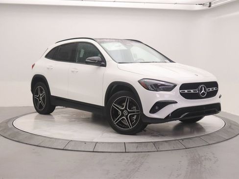 New 2026 Mercedes-Benz GLA 250 image 16