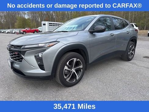 Used 2024 Chevrolet Trax RS w/ Driver Confidence Package FWD image 1