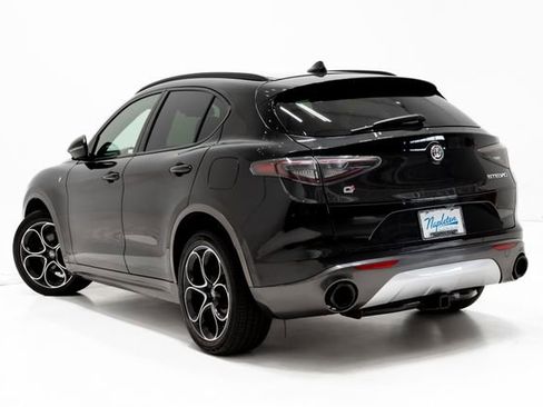 Used 2024 Alfa Romeo Stelvio Ti AWD/4WD image 27