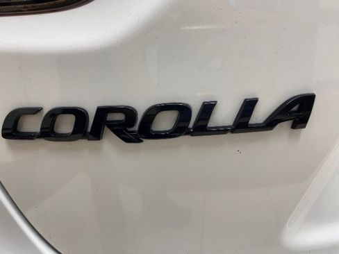 Used 2021 Toyota Corolla SE FWD image 8
