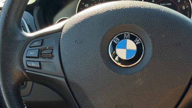 Used 2018 BMW 340i xDrive Sedan w/ Premium Package AWD/4WD image 31